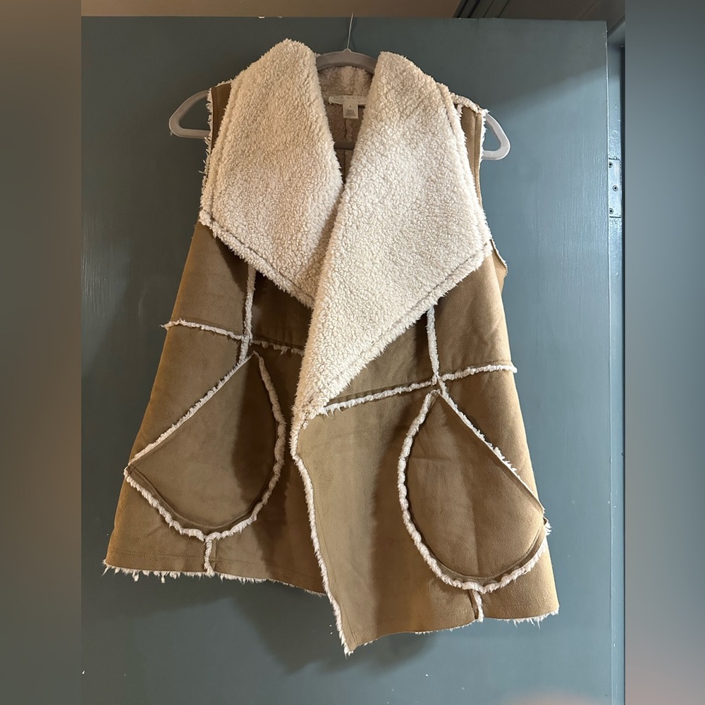 Caslon Reversible Faux Shearling Vest